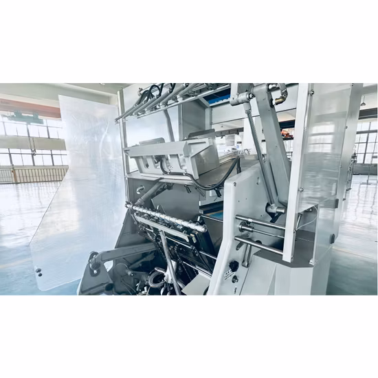 Máquina automática de estampado en caliente y troquelado para papel de tamaño 780*560 mm (TL780)